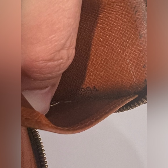 Vintage Louis Vuitton Monogram Zipper Key Holder w Box - Picture 4 of 11